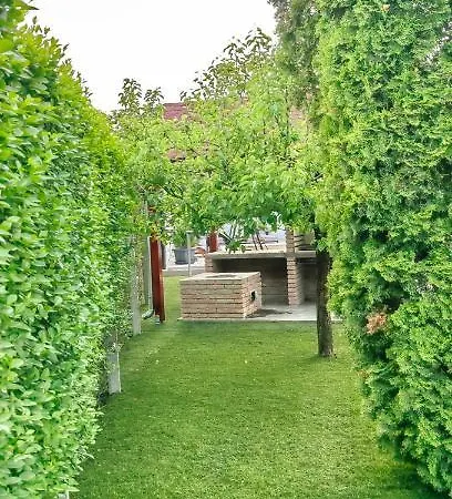 公寓 Siofok Apartman 希欧福克