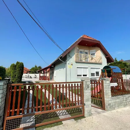 Siofok Apartman Апартаменты *